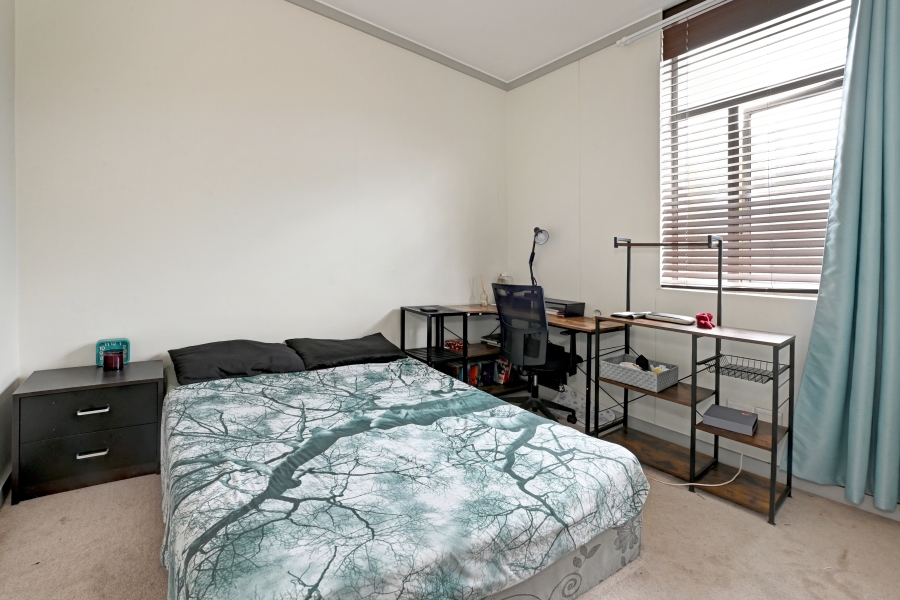 To Let 2 Bedroom Property for Rent in Claremont Upper Western Cape